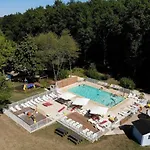 Camping 3 Etoiles - Piscine Chauffee - Perigord Vert Pommier