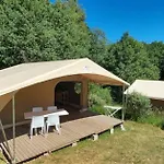 キャンプ場 Camping 3 Etoiles - Piscine Chauffee - Perigord Vert 3*