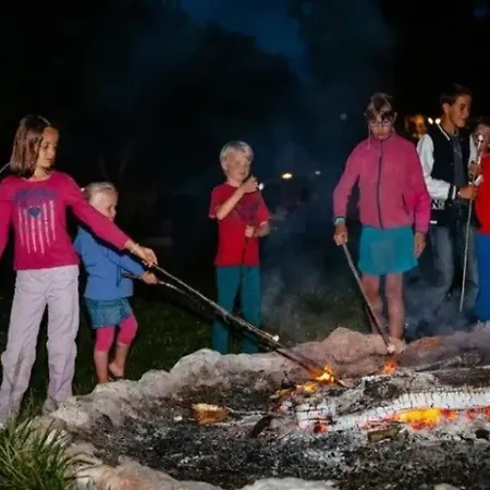 3 Etoiles - Parc Aquatique - Ccbbaia