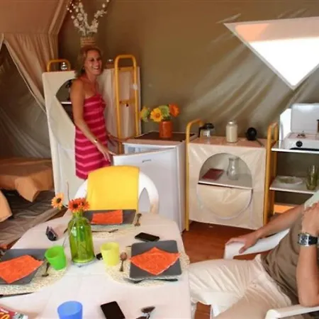 3 Etoiles - Parc Aquatique - Ccbbaia * Pommier