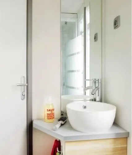 3 Etoiles - Parc Aquatique - Ccbbaia キャンプ場 *