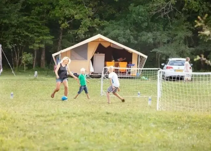 3 Etoiles - Parc Aquatique - Ccbbaia キャンプ場 Pommier