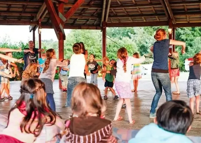 Camping Zecamping 3 Etoiles Parc Aquatique Pet Friendly Jacuzzi