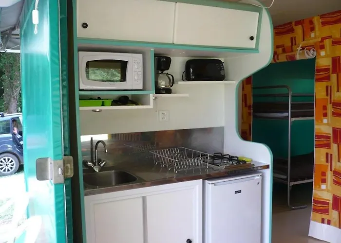 Camping Zecamping 3 Etoiles Parc Aquatique Pet Friendly Jacuzzi Saint-Sulpice-de-Mareuil